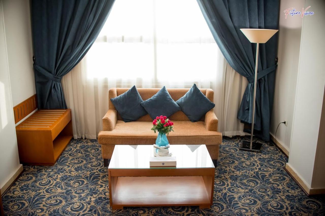 Rehana Plaza Hotel Kair Zewnętrze zdjęcie A room at the hotel