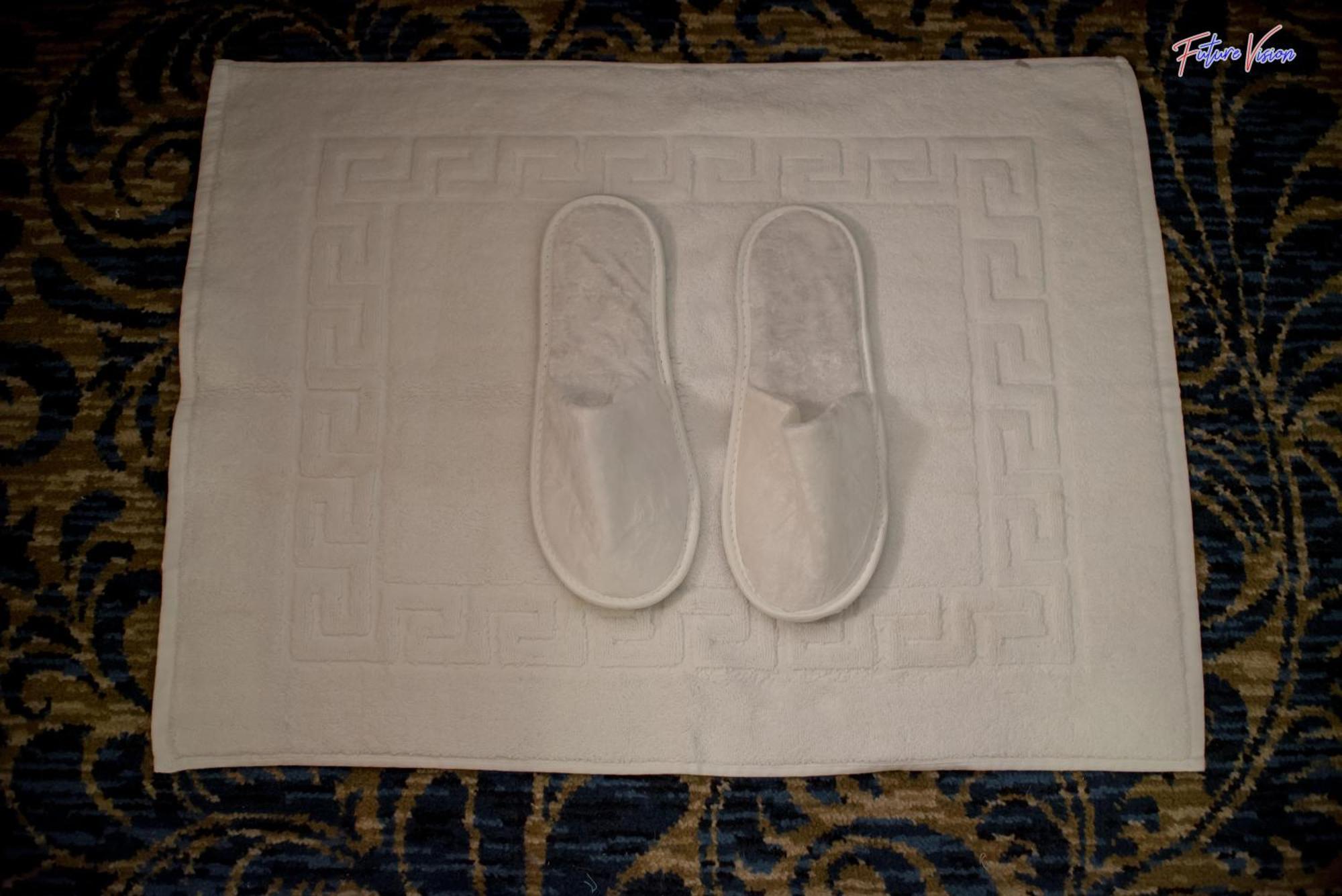 Rehana Plaza Hotel Kair Zewnętrze zdjęcie A bath mat