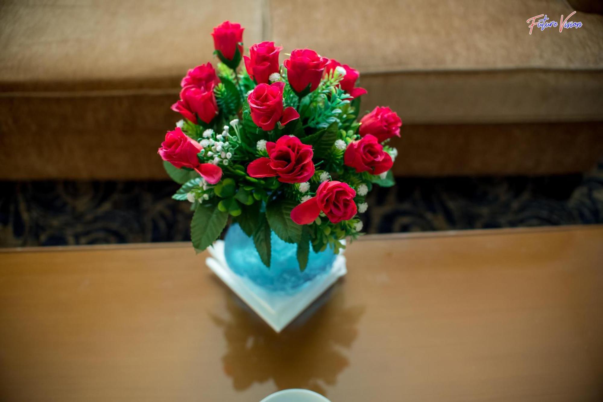 Rehana Plaza Hotel Kair Zewnętrze zdjęcie A bouquet of roses