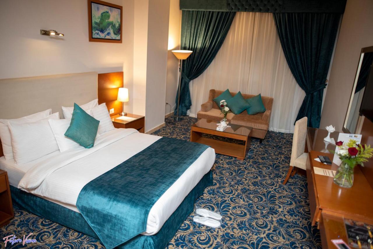 Rehana Plaza Hotel Kair Zewnętrze zdjęcie A room at the hotel